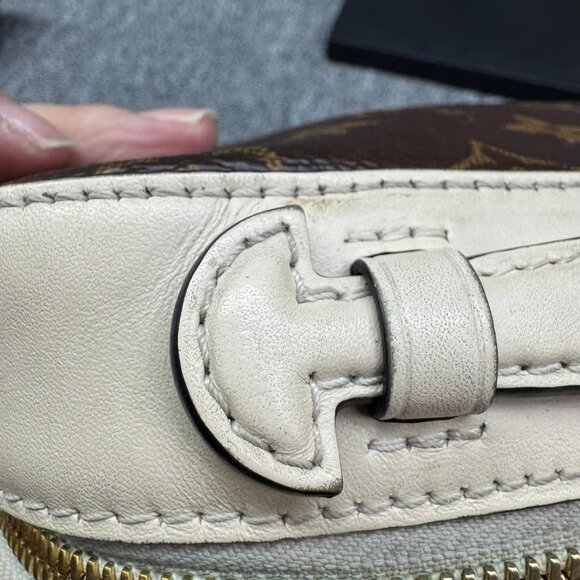 Louis Vuitton Saintonage Monogram Crossbody Bag 899-030725 - Picture 6 of 16